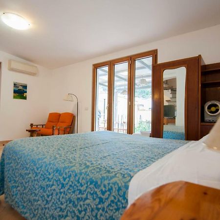 Albergo Macri Искья Экстерьер фото