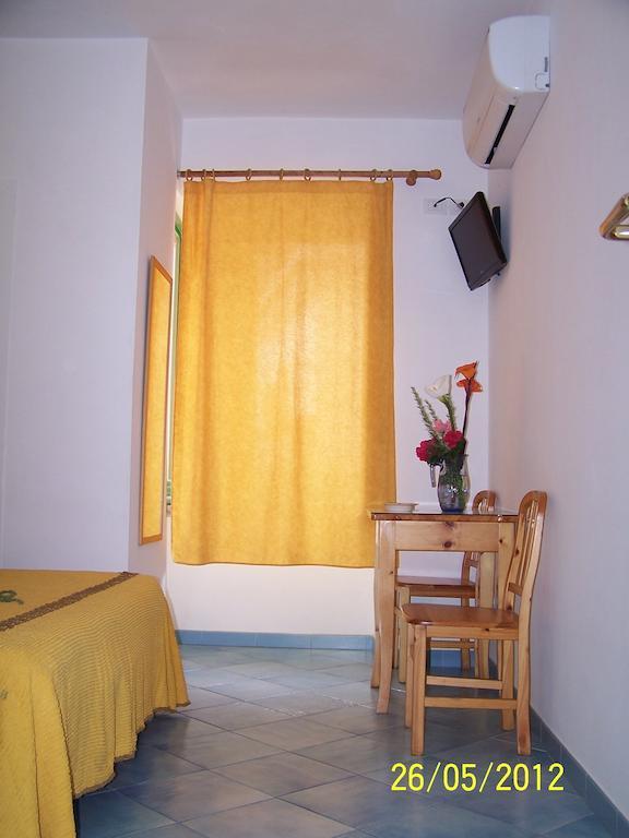 Albergo Macri Искья Экстерьер фото