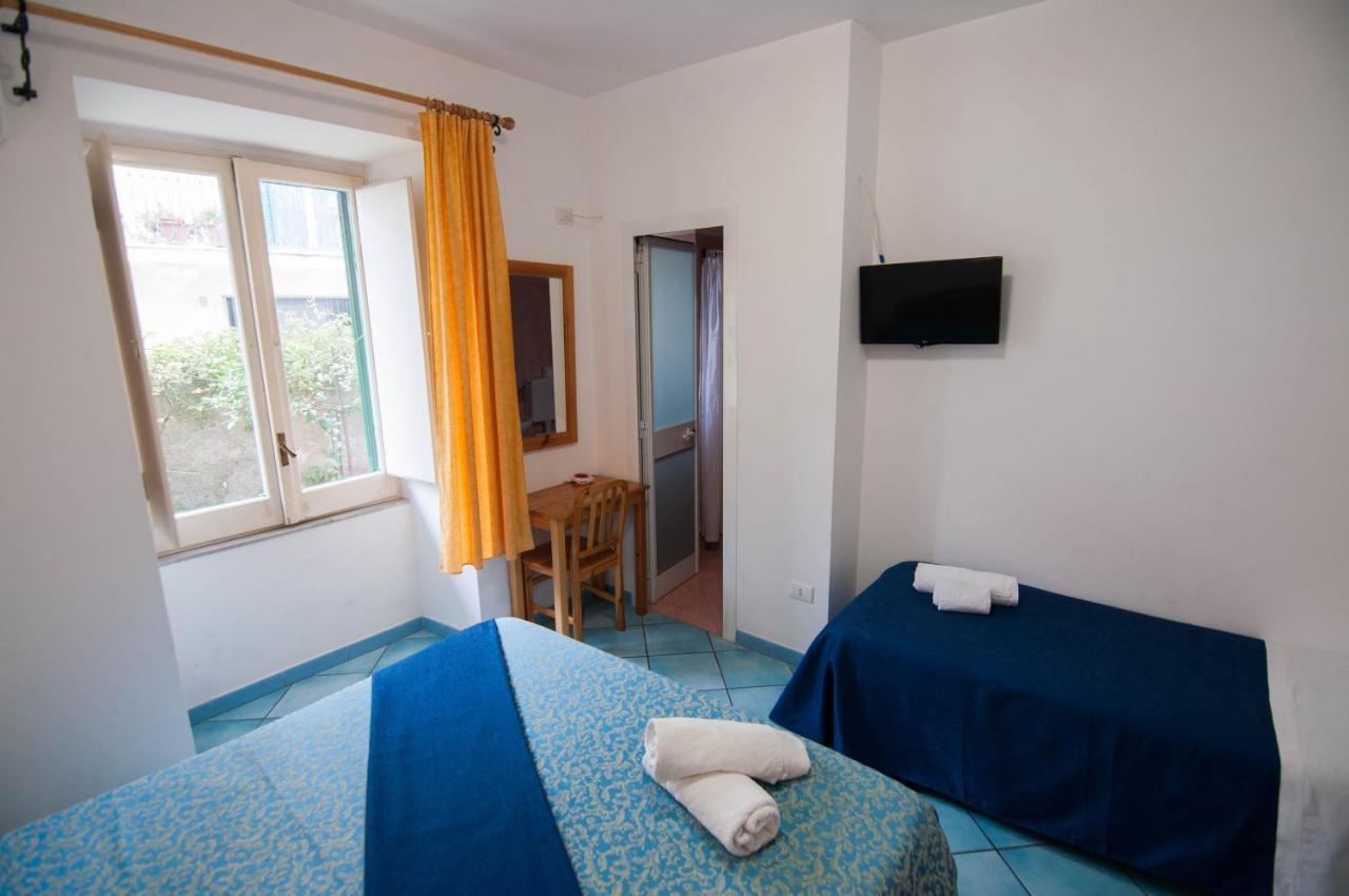 Albergo Macri Искья Экстерьер фото