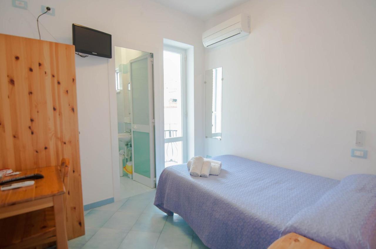 Albergo Macri Искья Экстерьер фото