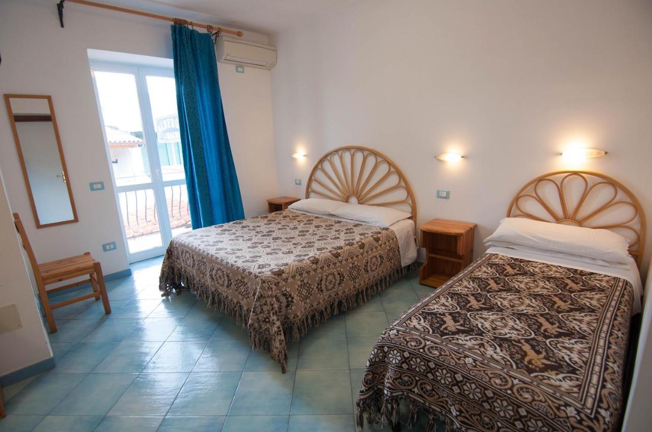 Albergo Macri Искья Экстерьер фото